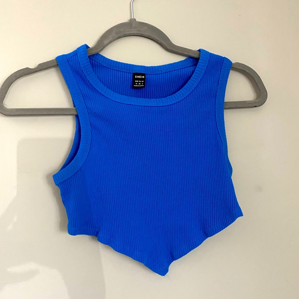 SHEIN, medium cropped shirt
